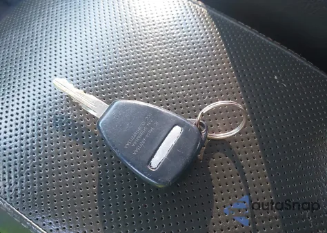 2011 Jeep Wrangler Unlimited 70Th Anniversary z USA, uszkodzony, nr VIN 1J4BA7H1XBL616117